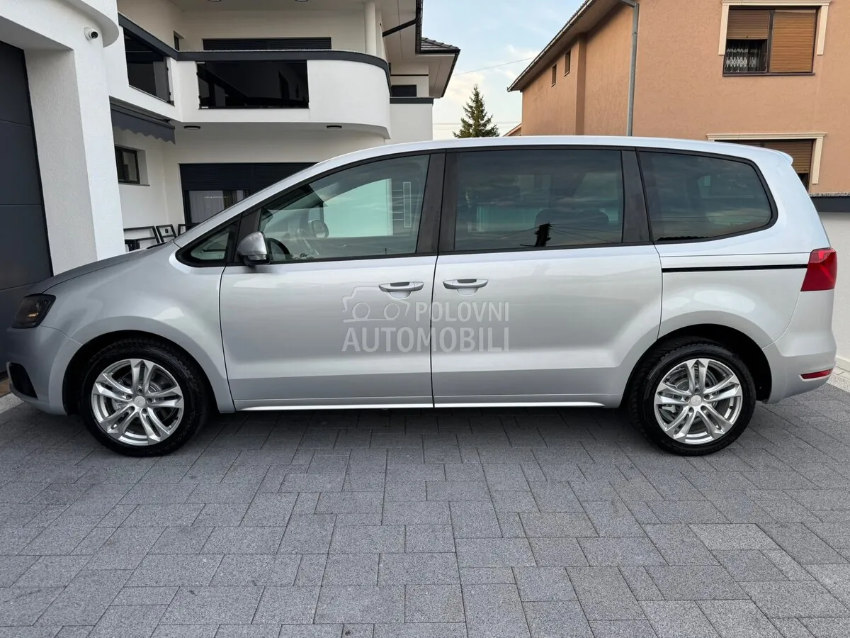 Seat Alhambra 2011 photo 5