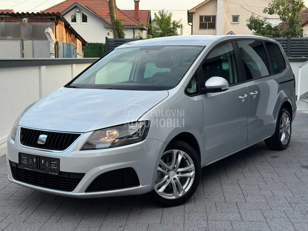 Seat Alhambra 2011 photo 2
