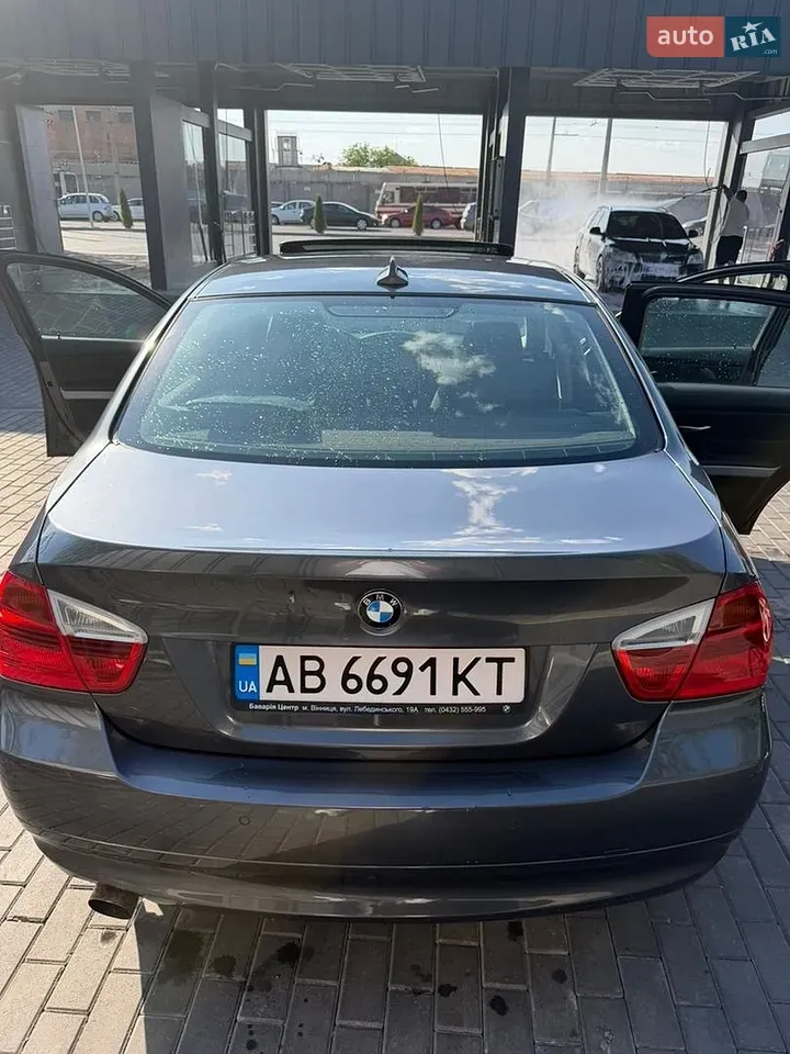 BMW 3 Series 2006 photo 5
