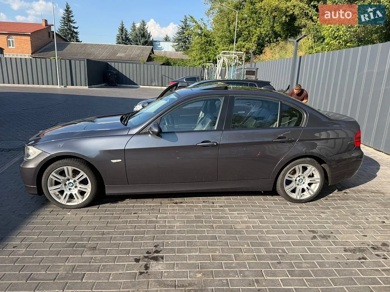 BMW 3 Series 2006 photo 3