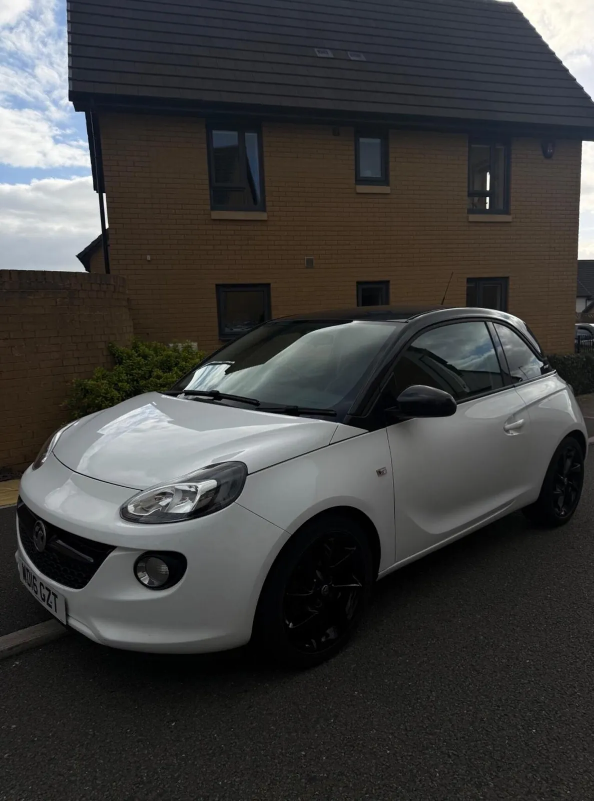 Vauxhall Adam 2016 photo 3