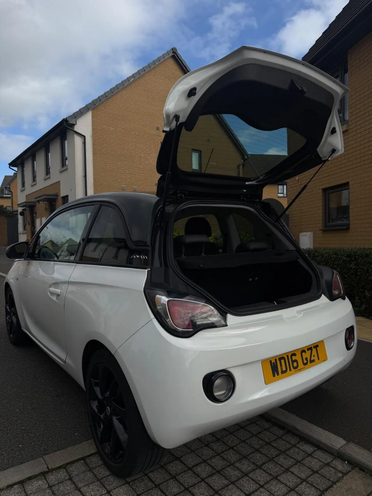 Vauxhall Adam 2016 photo 5