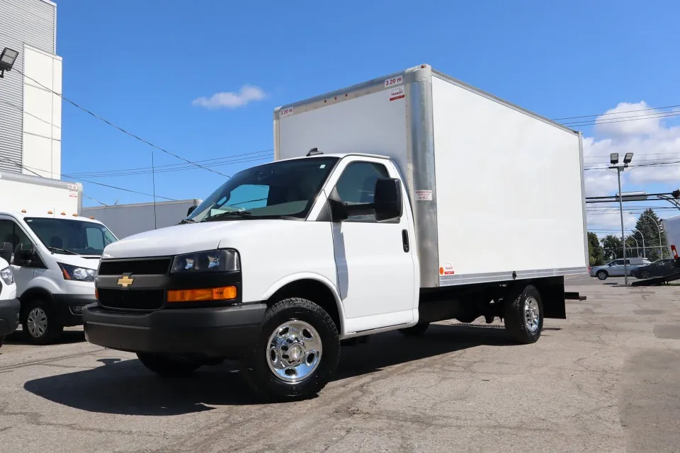 Chevrolet Express 2025 photo 3