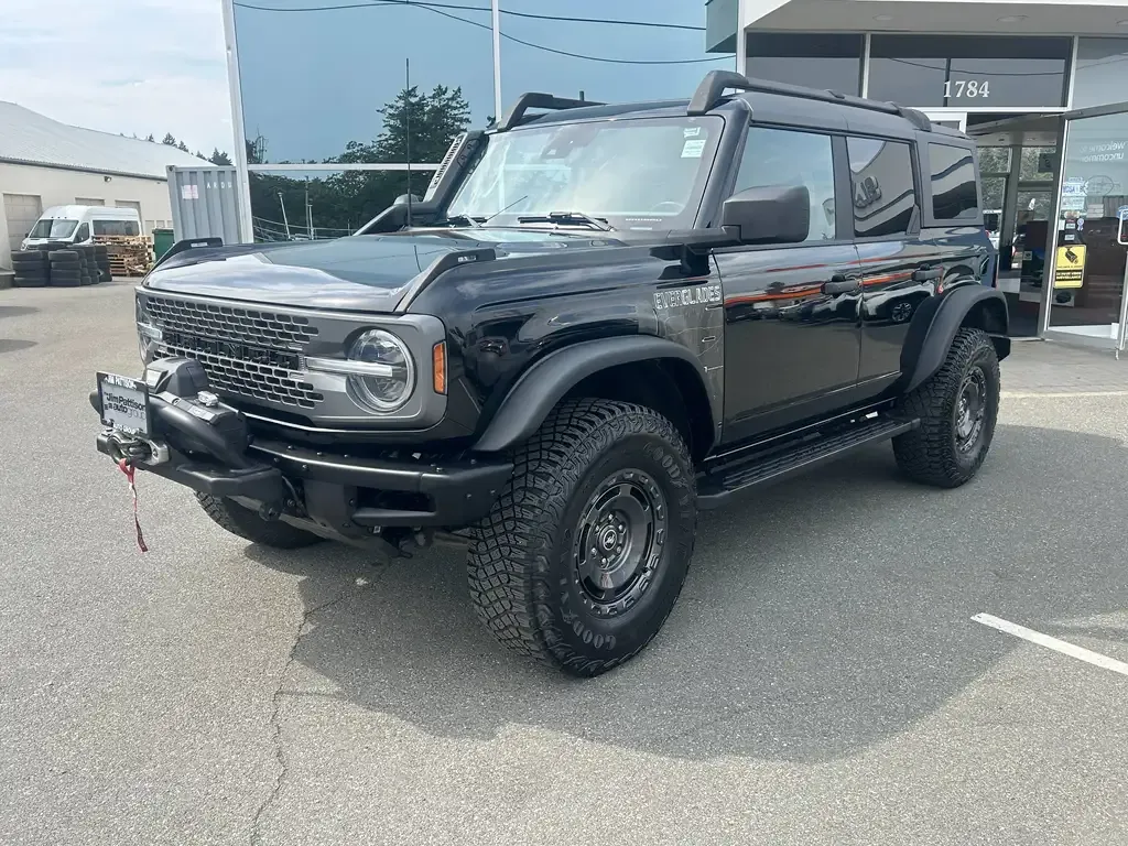 Ford Bronco 2024 photo 3