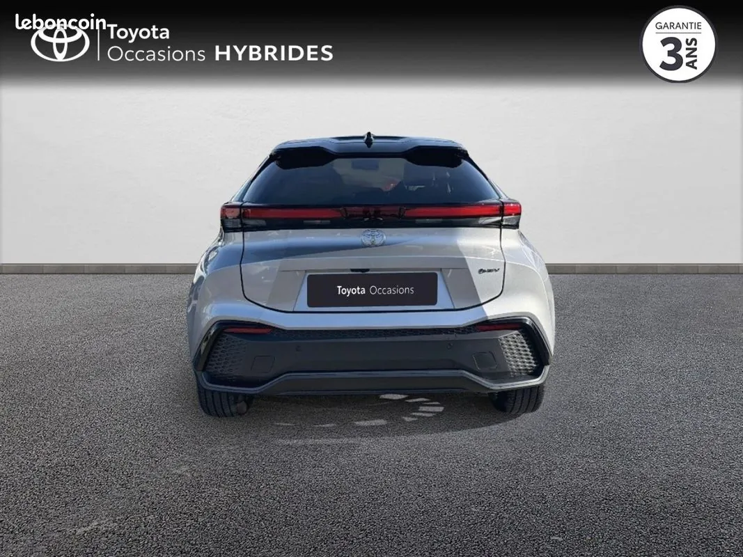 Toyota C-Hr 2025 photo 4