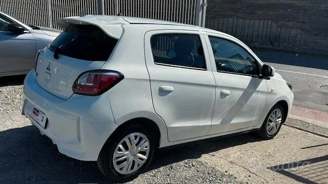 Mitsubishi Space Star 2022 photo 5