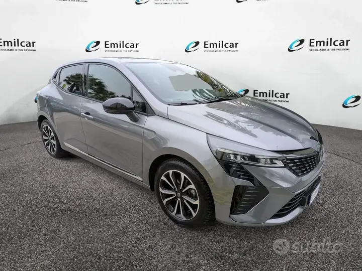 Renault Clio 2025 photo 2
