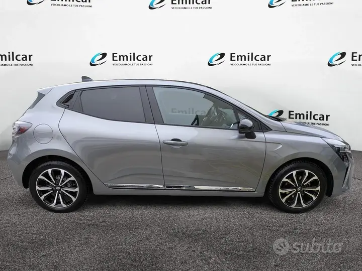 Renault Clio 2025 photo 3