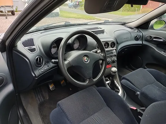 Alfa Romeo 156 2000 photo 5