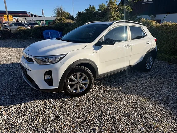 Kia Stonic 2018 photo 2