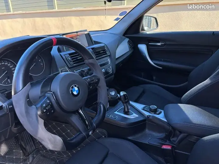 BMW 1 Series 2011 photo 2
