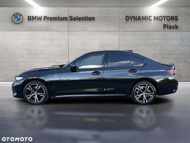 BMW 318I 2024 photo 2