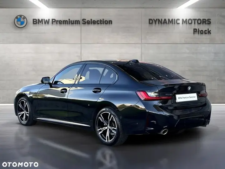 BMW 318I 2024 photo 3