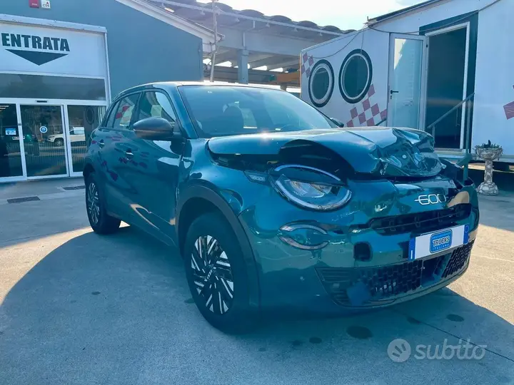 Fiat 600 Hybrid 2024 photo 3