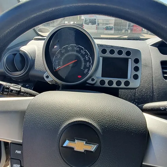 Chevrolet Spark 2012 photo 3