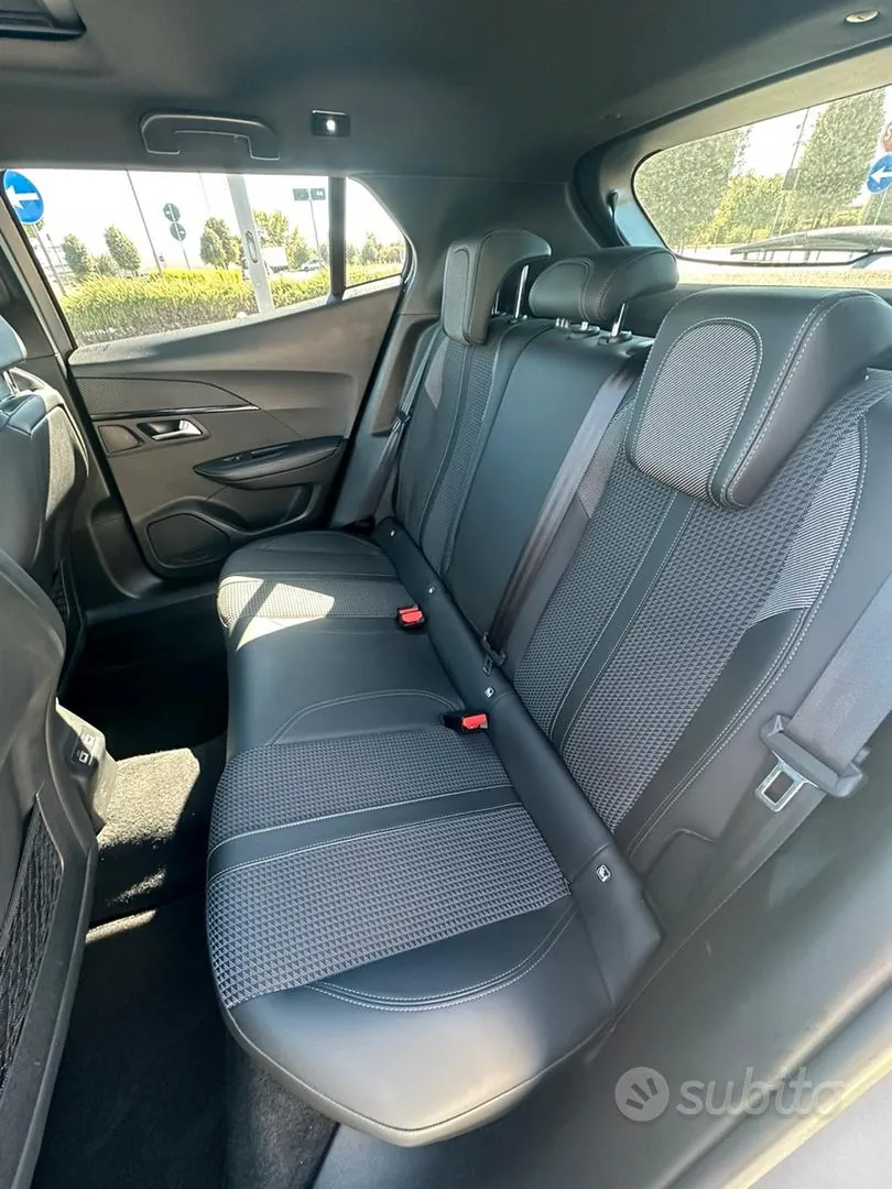 Peugeot 2008 2020 photo 4