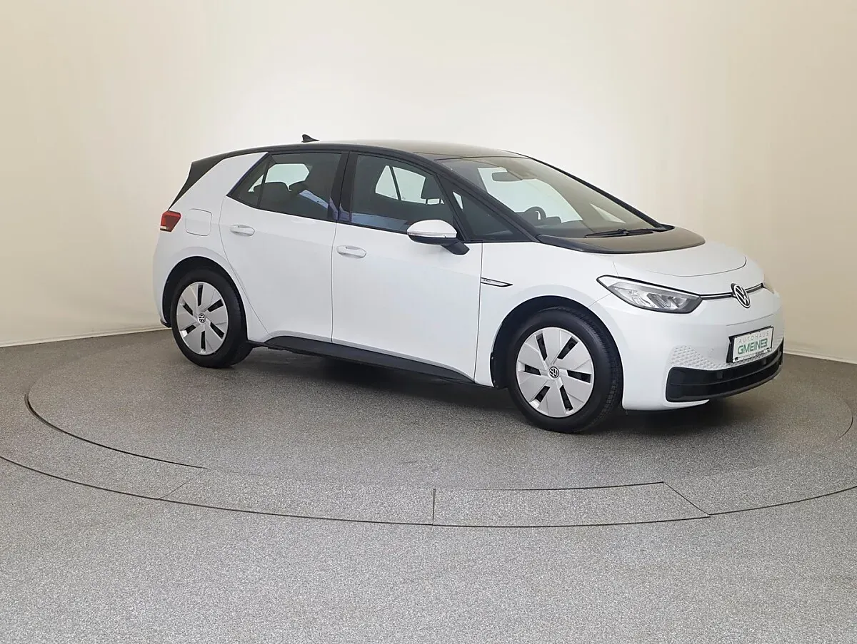 Volkswagen Id.3 2023 photo 3