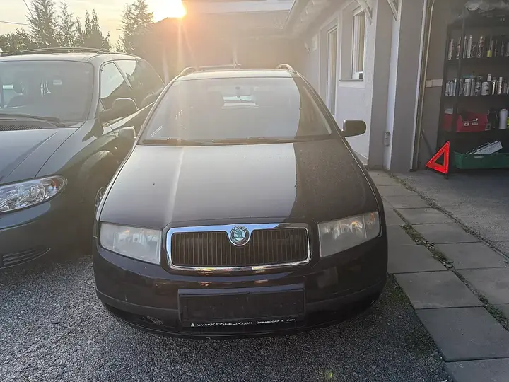 Skoda Fabia 2001 photo 2