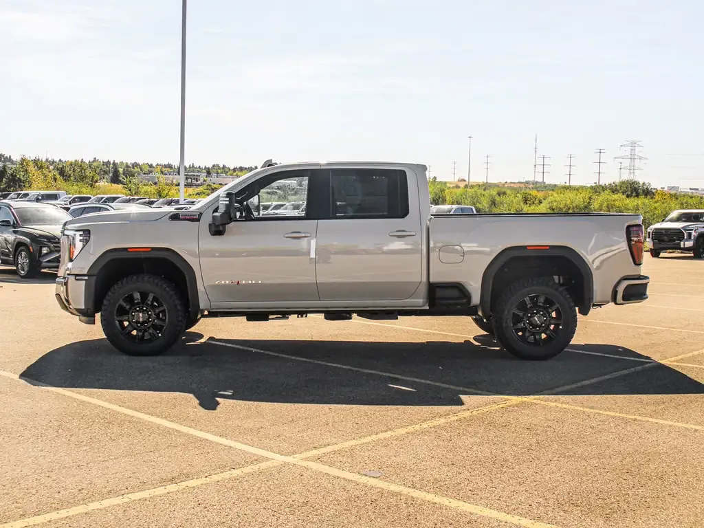 GMC Sierra 3500Hd 2026 photo 5