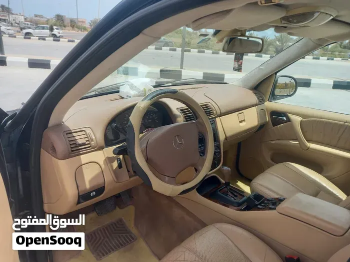 Mercedes-Benz M-Class 2004 photo 4
