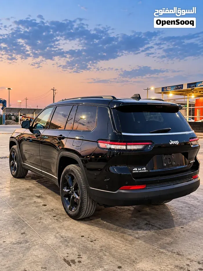 Jeep Grand Cherokee 2024 photo 4