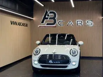 Mini One Cabrio 2017 photo 3