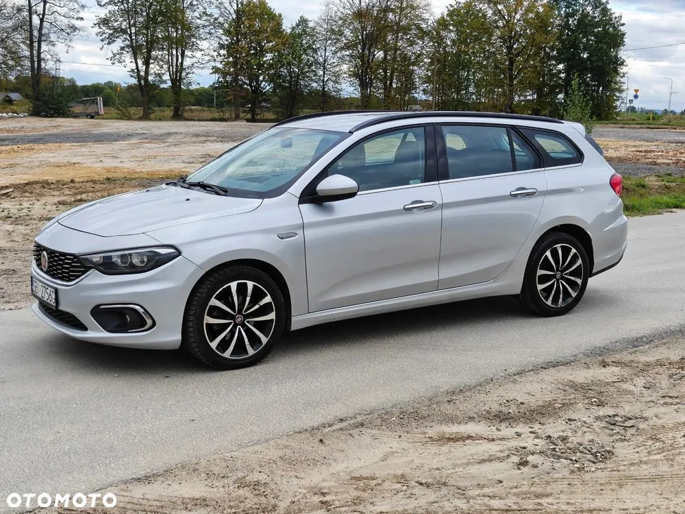 Fiat Tipo 2017 photo 2