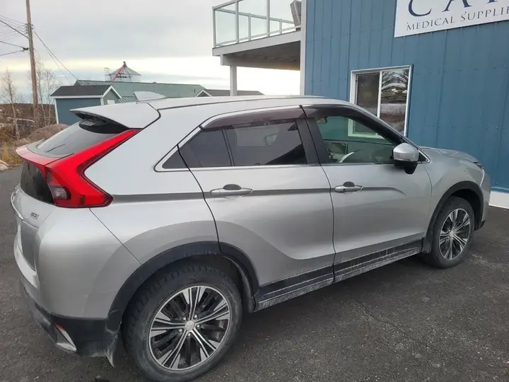 Mitsubishi Eclipse Cross 2020 photo 3