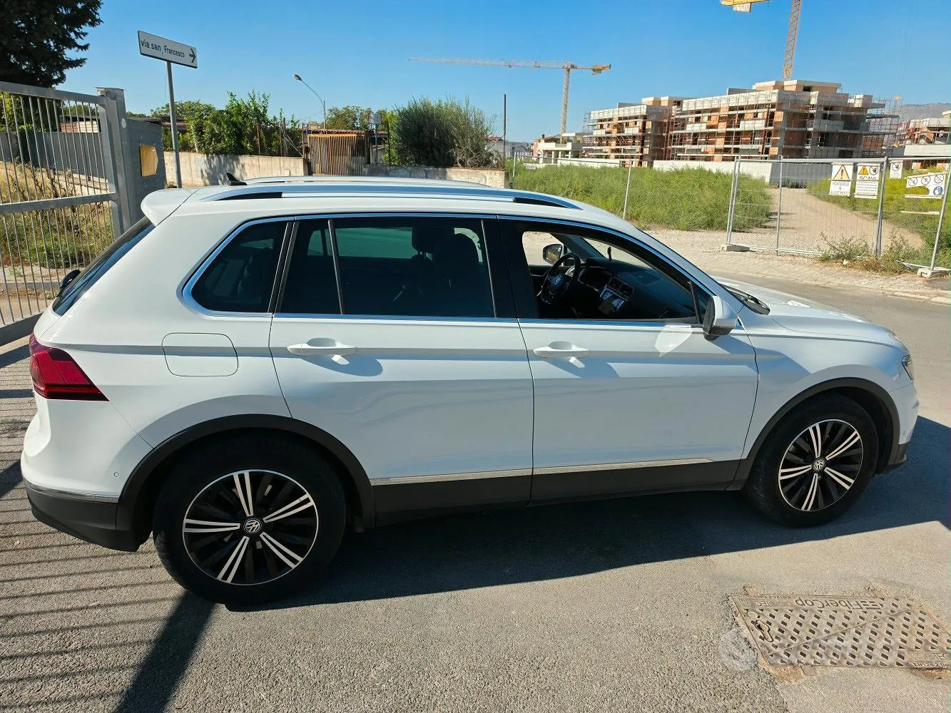 Volkswagen Tiguan 2018 photo 2