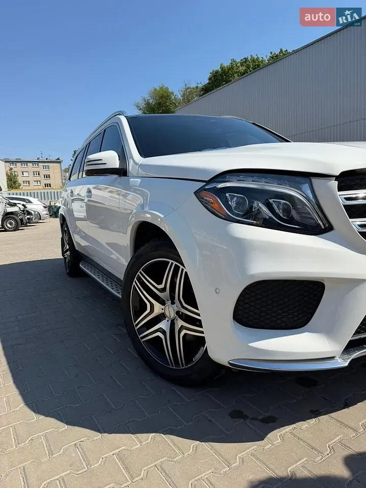 Mercedes-Benz Gls-Class 2017 photo 5