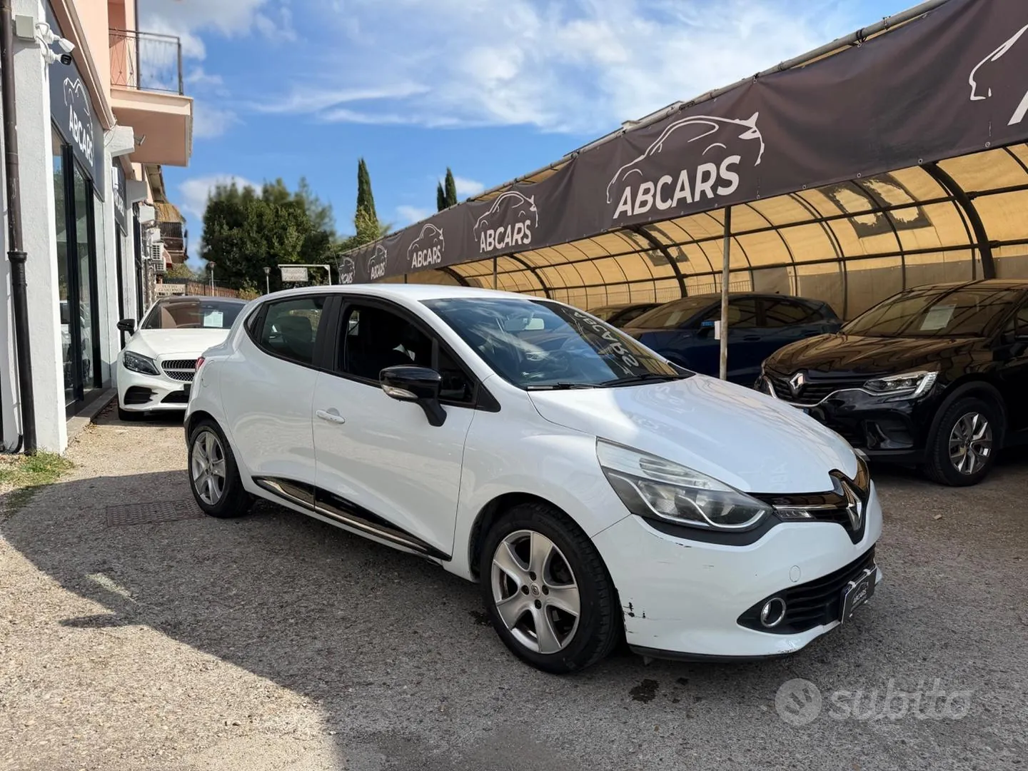 Renault Clio 2013 photo 3