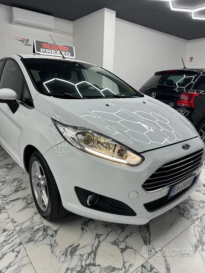 Ford Fiesta 2013 photo 4