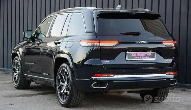 Jeep Grand Cherokee 2023 photo 4