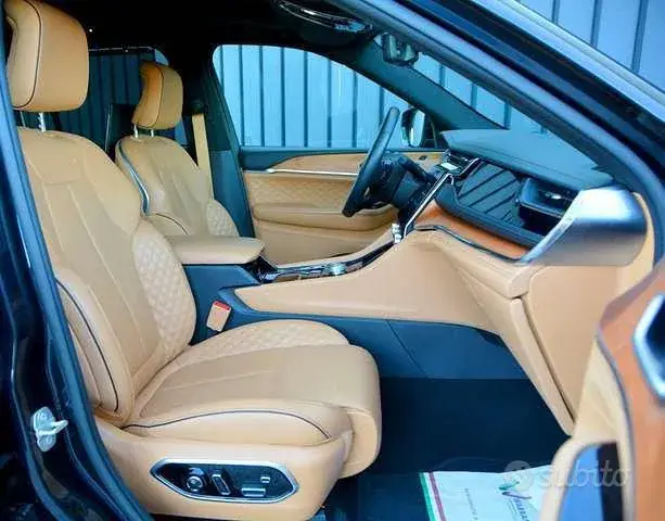 Jeep Grand Cherokee 2023 photo 5