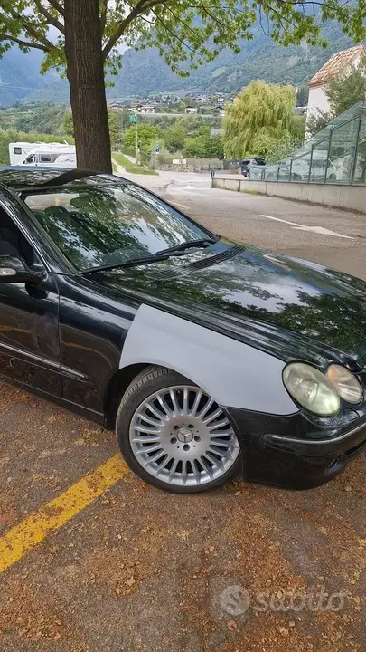 Mercedes-Benz Clk 2004 photo 4