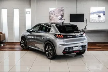 Peugeot 208 2022 photo 4