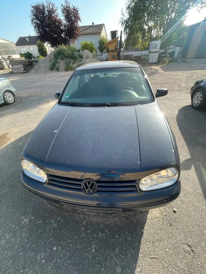 Volkswagen Golf 4