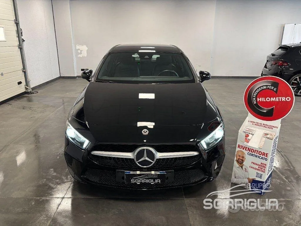 Mercedes-Benz A 180 2021 photo 2