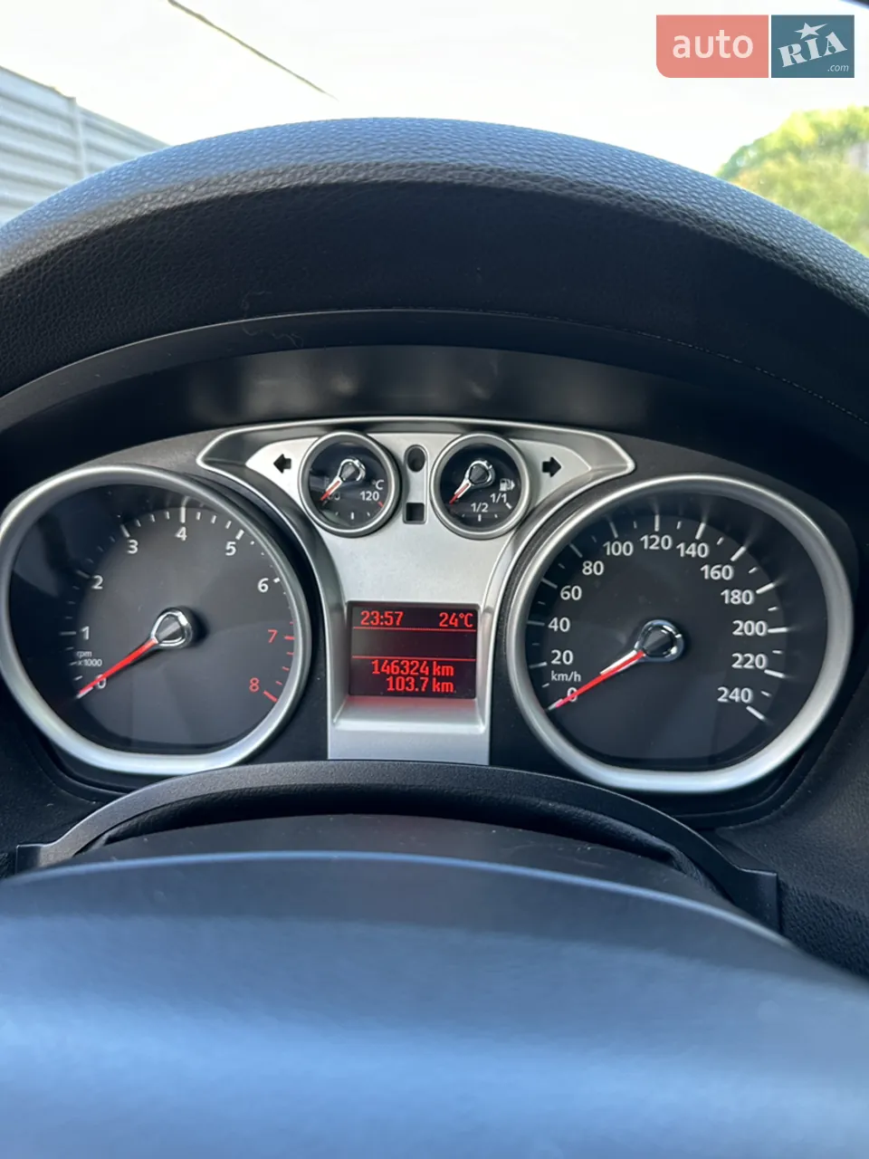 Ford Kuga 2010 photo 4