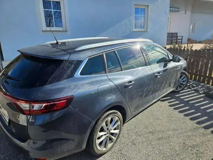 Renault Mégane 2019 photo 3