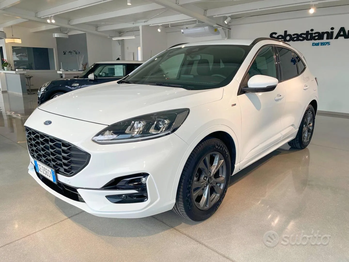 Ford Kuga 2021 photo 2