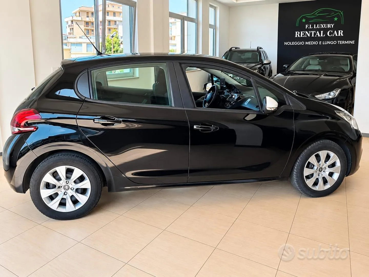 Peugeot 208 2018 photo 2