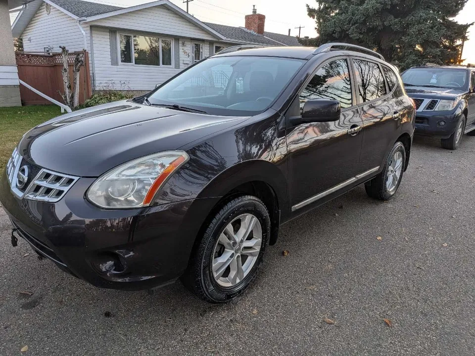 Nissan Rogue 2013 photo 2