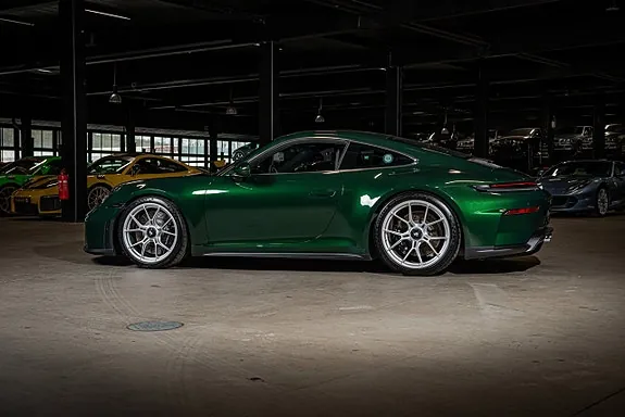 Porsche 911 Gt3 Touring 2026 photo 3