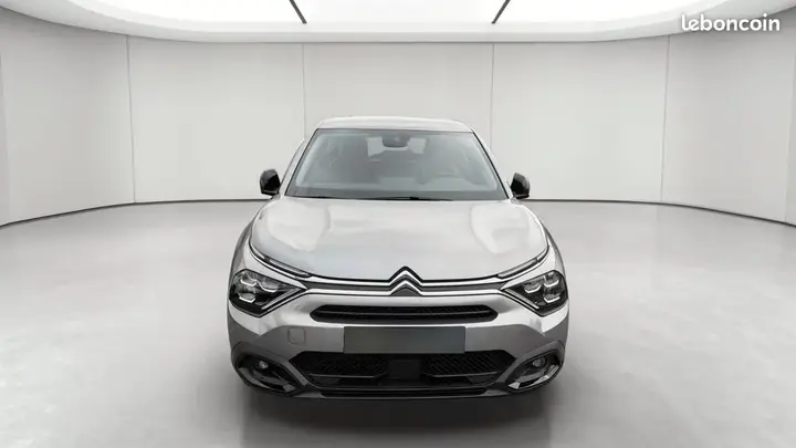 Citroen C4 2024 photo 2