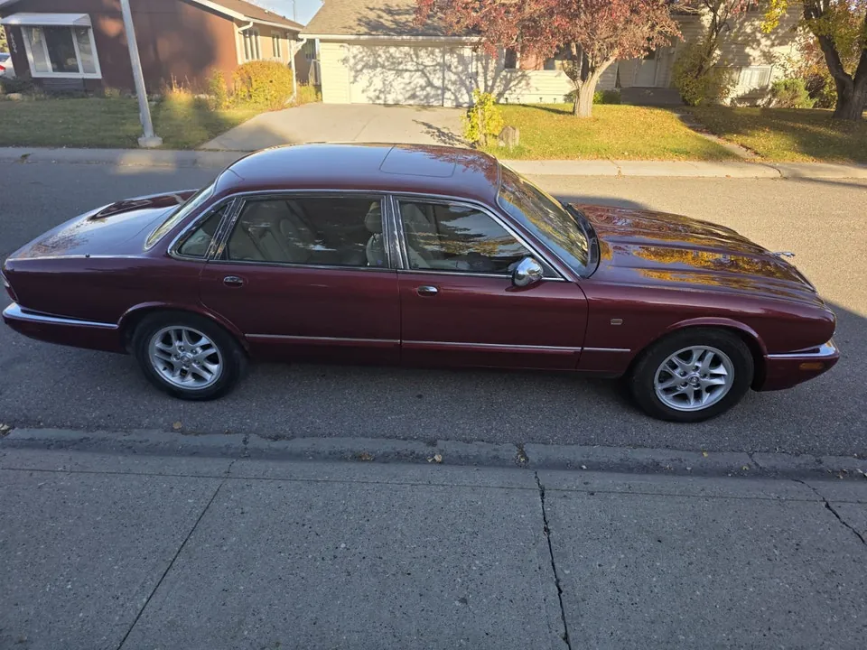 Jaguar Xj8 2013 photo 5