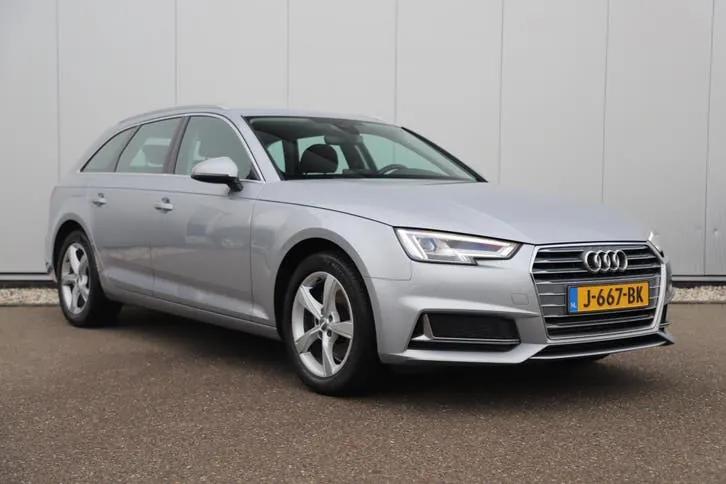 Audi A4 Avant 2020 photo 3