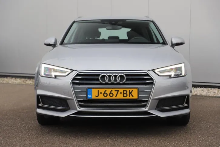 Audi A4 Avant 2020 photo 2