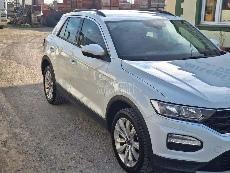 Volkswagen T-Roc 2021 photo 3