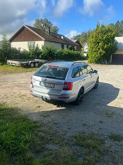 Skoda Octavia 2014 photo 3